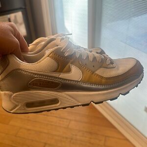 Womens Nike Air Max 90 SE 'Metallic' 9.5